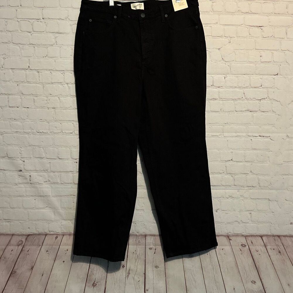 Universal Thread Women’s Highest-Rise Straight Leg Jeans Black Size 17 Regular